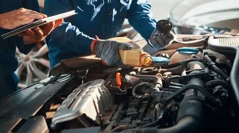 Heavy Mechanic Jobs Open for High School Graduates in Canada